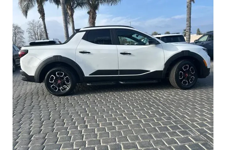 $29990 : Hyundai SANTA CRUZ 2024 AWD image 5