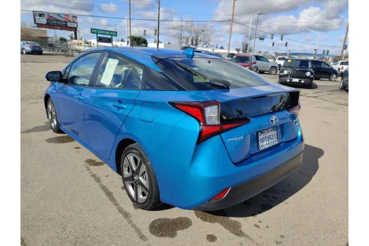 $19999 : 2020 Prius XLE image 4