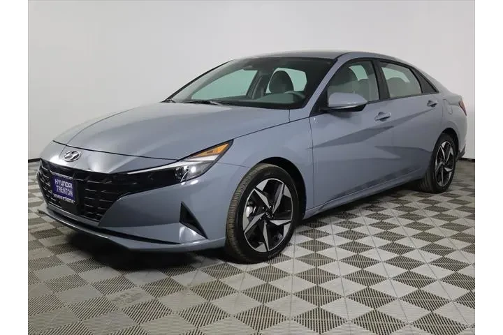 $16995 : Hyundai ELANTRA 2023 SEL 4dr image 8