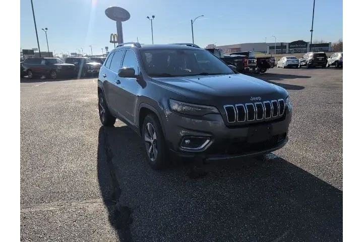 $15995 : Jeep Cherokee 2019 4x4 Limit image 3