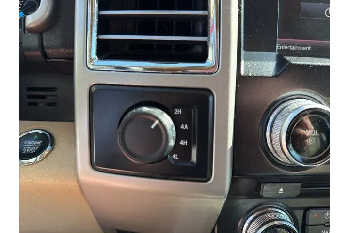 $26992 : Ford F-150 2015 4x4 Platinum image 10