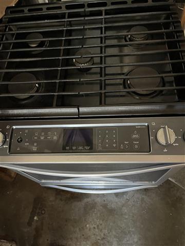 $270 : Estufa gas Whirlpool image 8