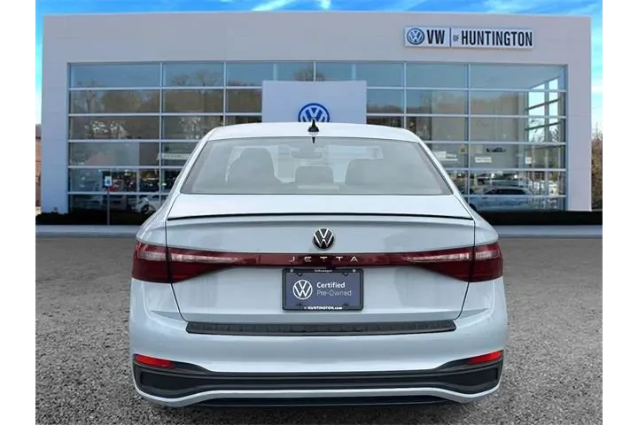 $22082 : Volkswagen Jetta 2025 Sport image 5