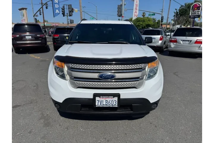 $9498 : 2014 Explorer image 4