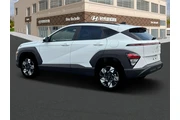 $22421 : Hyundai KONA 2025 AWD SEL 4d thumbnail
