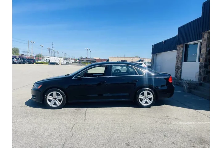 $5500 : 2013 Passat SE image 3