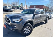 2016 Tacoma SR5 V6 en Denver