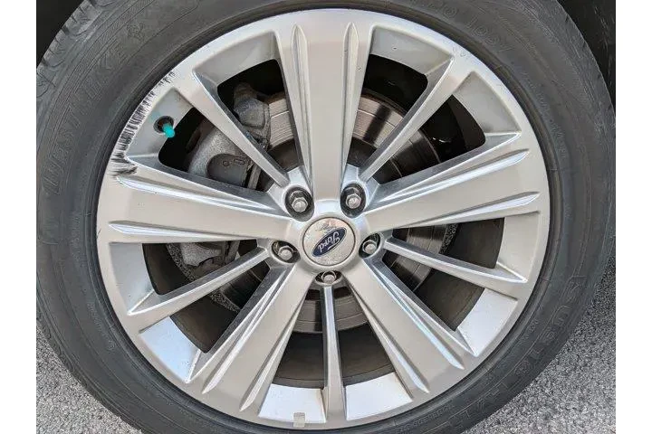 $19999 : Ford Explorer 2019 AWD Limit image 10