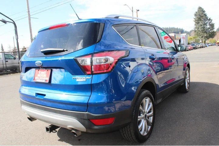 $15995 : 2017 Escape Titanium 4WD image 7