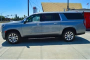 $40995 : Used 2022 Suburban 4WD 4dr Pr thumbnail