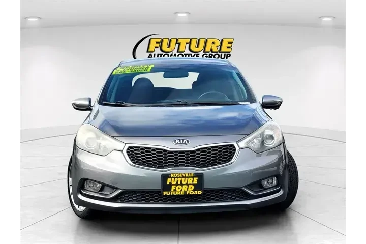 $9988 : Kia Forte5 2016 LX 4dr Hatch image 2