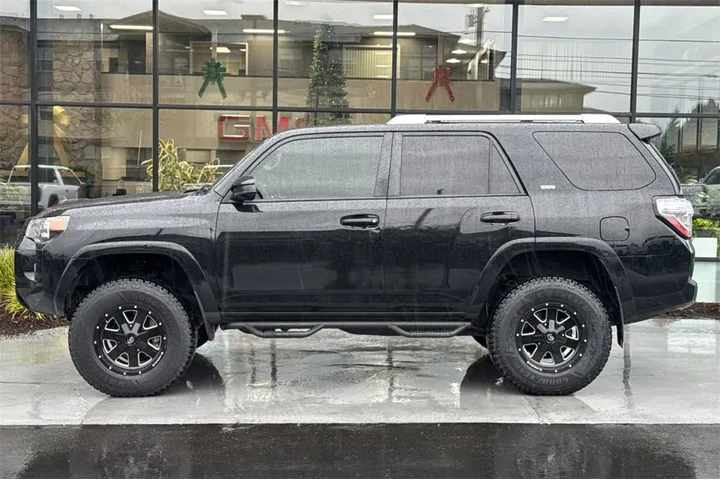 $28903 : Toyota 4Runner 2016 4x4 SR5 image 7