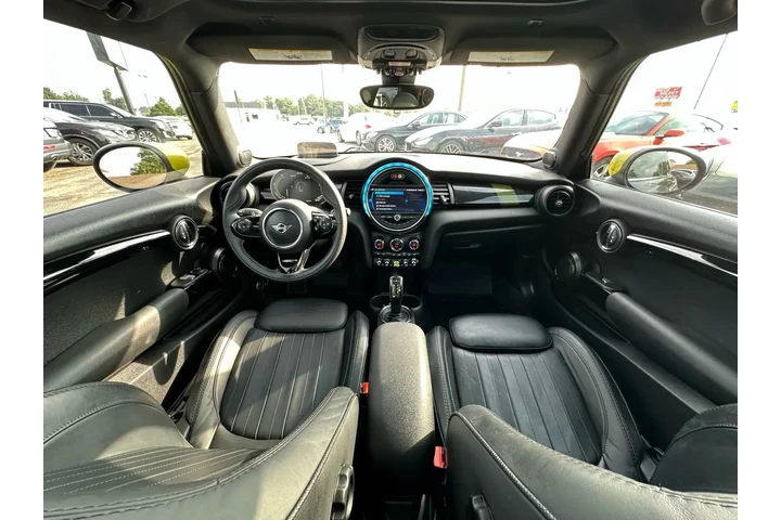2021 MINI HARDTOP 2 DOOR COOP image 6