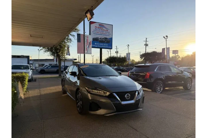 $17999 : 2020 Maxima 3.5 SL image 3
