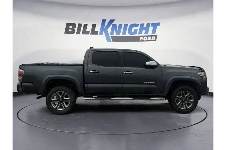 $25500 : Toyota Tacoma 2016 4x4 Limit image 6