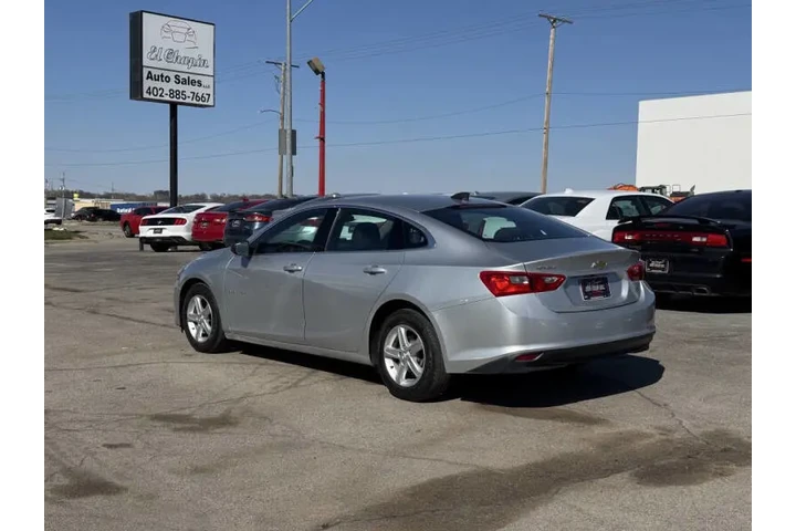 $14450 : 2020 Malibu LS Fleet image 3