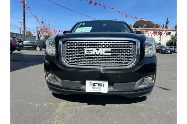 2015 GMC Yukon Denali image 5