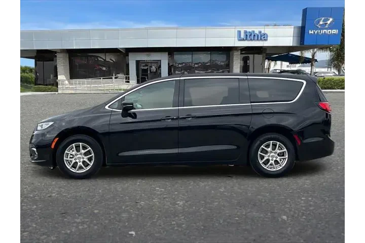 $28999 : Chrysler Pacifica 2025 Selec image 6