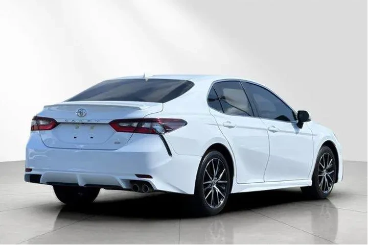 $26998 : Toyota Camry 2023 SE 4dr Sed image 10