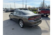$7980 : 2016 Charger SXT thumbnail