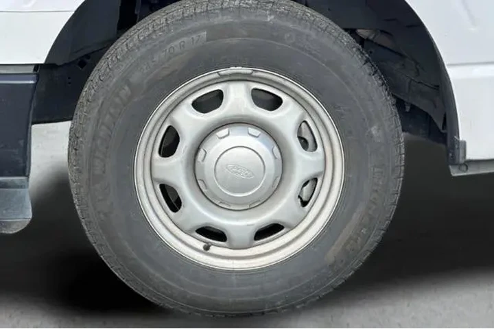 $20689 : Ford F-150 2021 4x2 XL 4dr S image 9