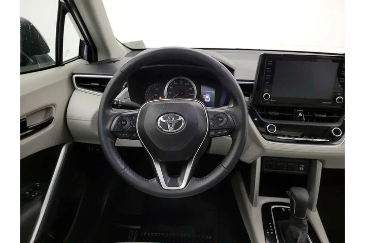 $26998 : Toyota Corolla Cross 2022 LE image 10