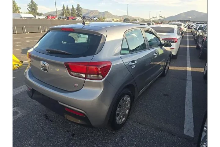 $11995 : Kia Rio 5-Door 2021 S 4dr Wa image 3