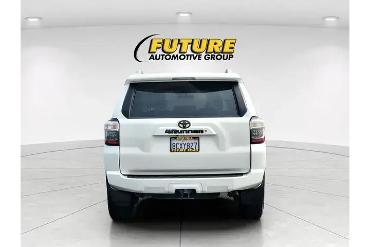 $37999 : Toyota 4Runner 2018 4x4 SR5 image 5