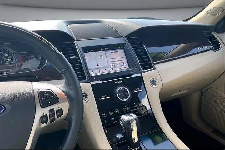 $18500 : Ford Taurus 2017 Limited 4dr image 9