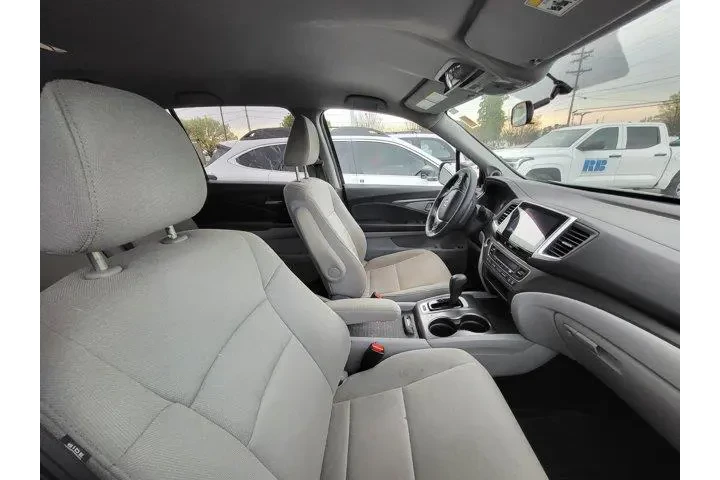 $16800 : Honda Pilot 2017 EX 4dr SUV image 8