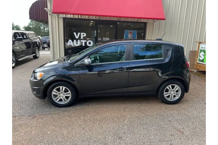 $6999 : 2015 Sonic LT Auto image 10