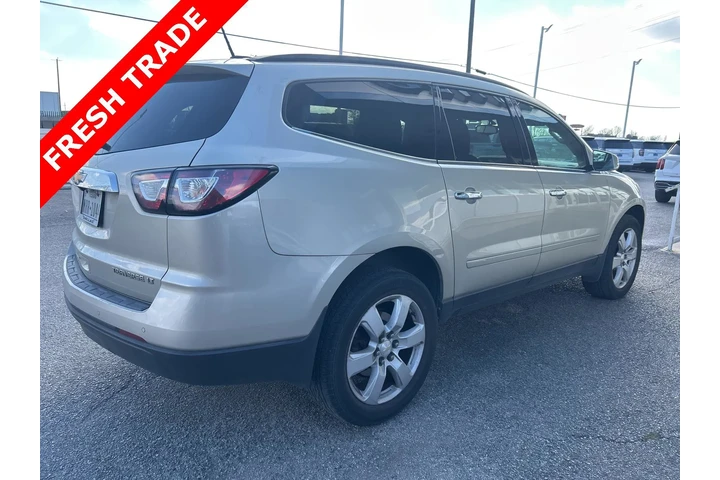 $8638 : Chevrolet Traverse 2016 LT 4 image 3