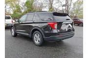 $23999 : Ford Explorer 2022 AWD XLT 4 thumbnail
