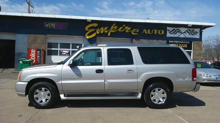 $7999 : 2004 Escalade ESV Platinum Ed image 2