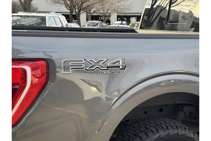 $34815 : Ford F-150 2022 4x4 XLT 4dr image 6