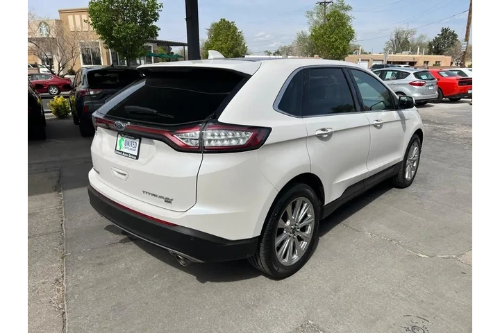 2017 Edge Titanium AWD image 5
