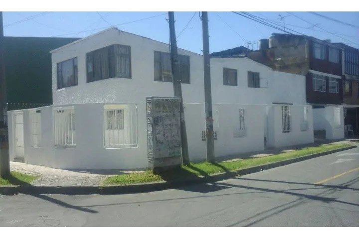 $700000 : Arriendo habitación image 1
