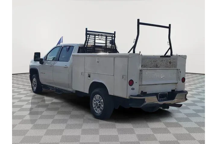 $39690 : Chevrolet Silverado 2500HD 2 image 3