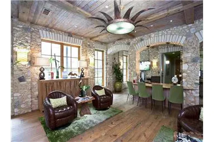 $2553 : Rental property with 1 bedro image 10