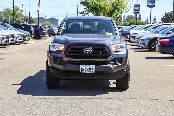 $33991 : Toyota Tacoma 2022 4x4 SR V6 image 7