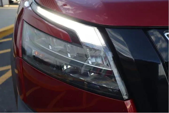 $30374 : Nissan Pathfinder 2023 AWD R image 10