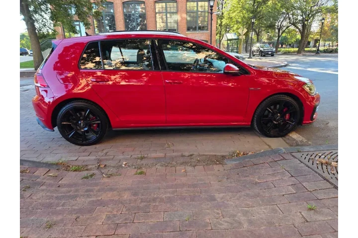 $15650 : 2018 Golf GTI Autobahn image 8