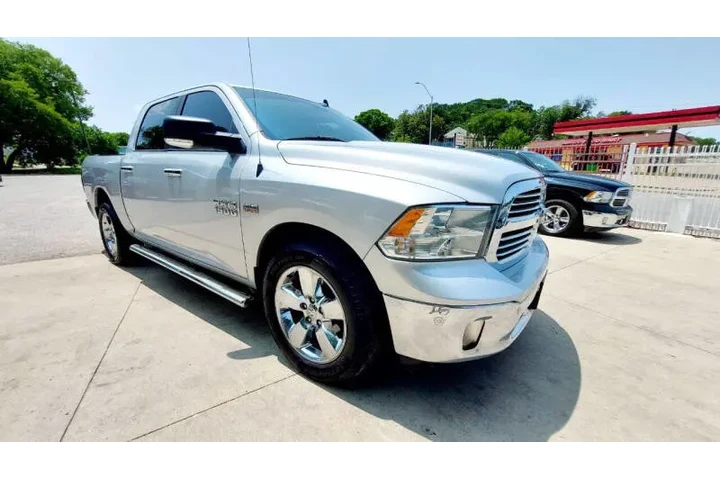 $13990 : 2016 RAM 1500 SLT image 2