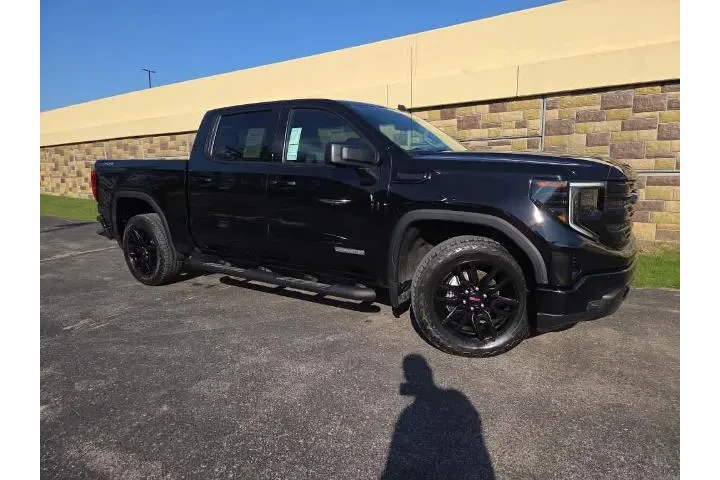 $39940 : GMC Sierra 1500 2024 4x4 Ele image 3