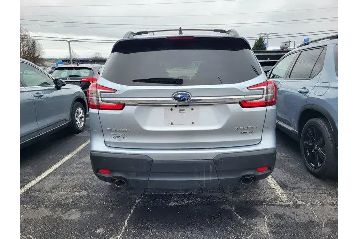 $30721 : Subaru Ascent 2023 AWD Limit image 5
