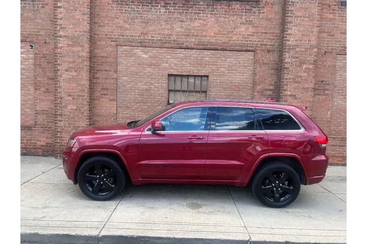 $12000 : 2015 Grand Cherokee Altitude image 5