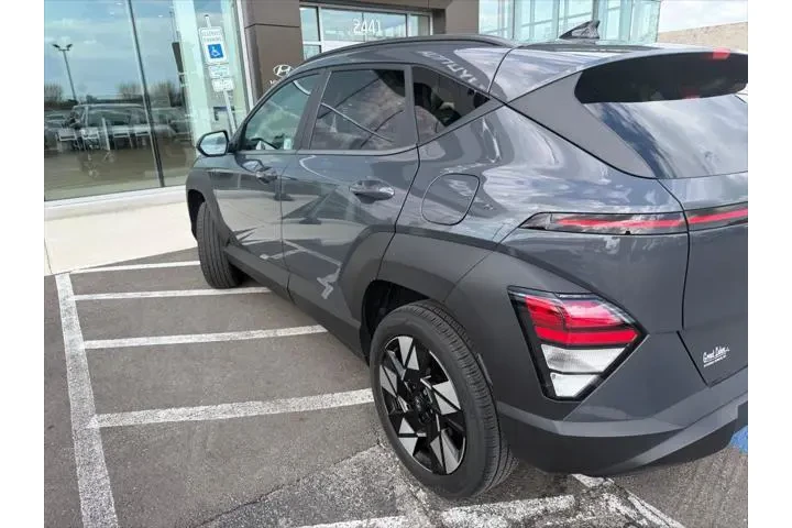 $21866 : Hyundai KONA 2024 AWD SEL 4d image 5