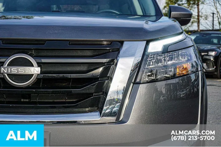 $29420 : Nissan Pathfinder 2025 SV 4d image 10