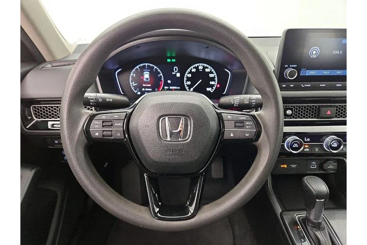 $24998 : Honda Civic 2024 LX 4dr Hatc image 10