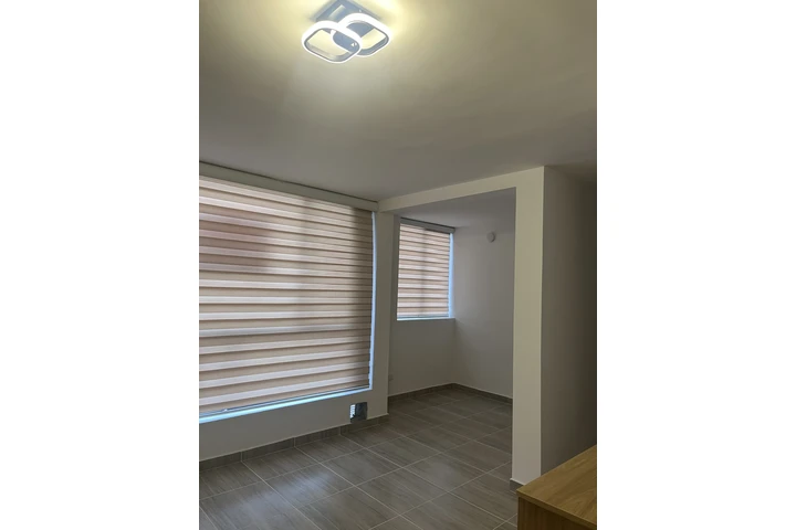 $1300000 : Se Arrienda image 1